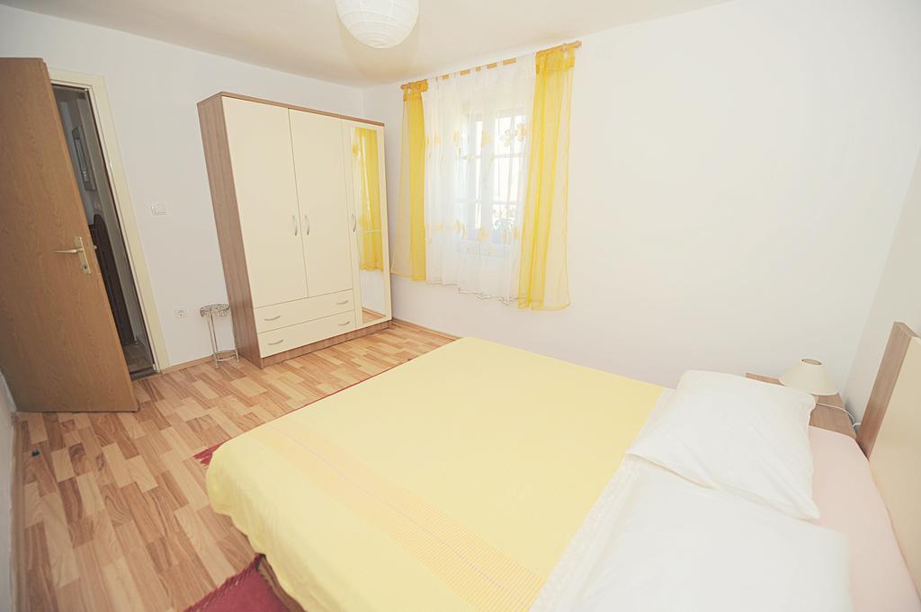 Apartment Karla Jadrtovac Rom bilde