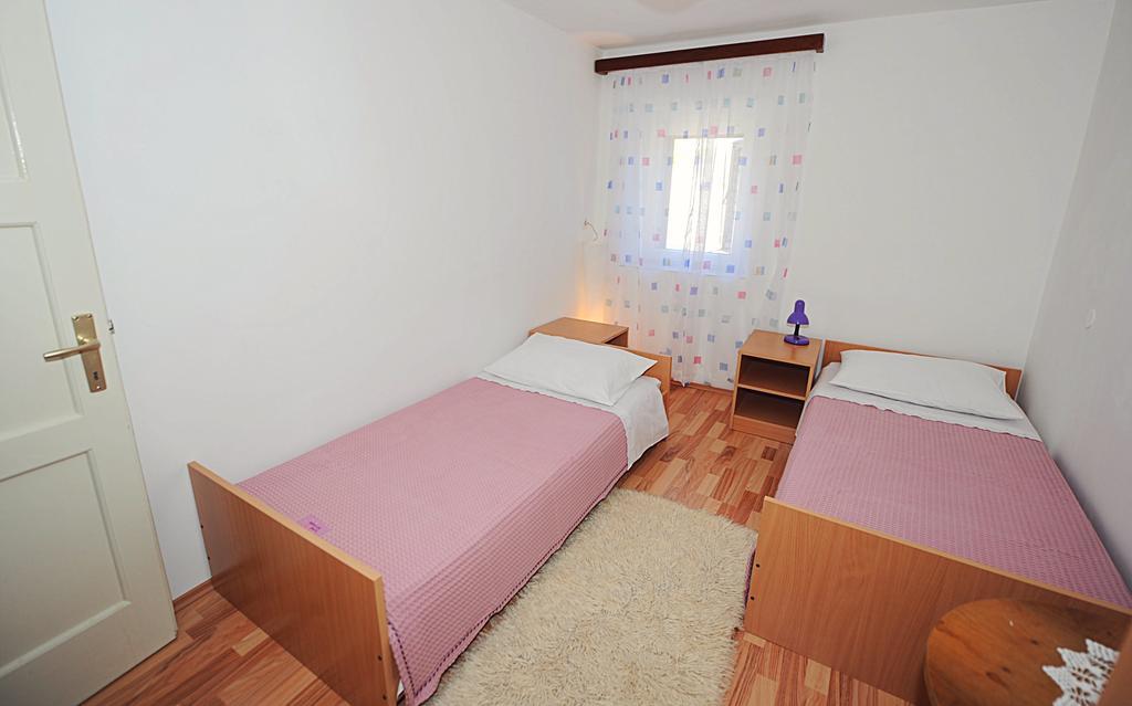 Apartment Karla Jadrtovac Rom bilde